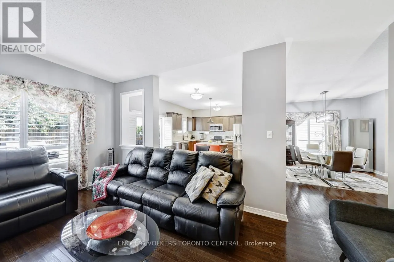 26 MCPHAIL AVENUE