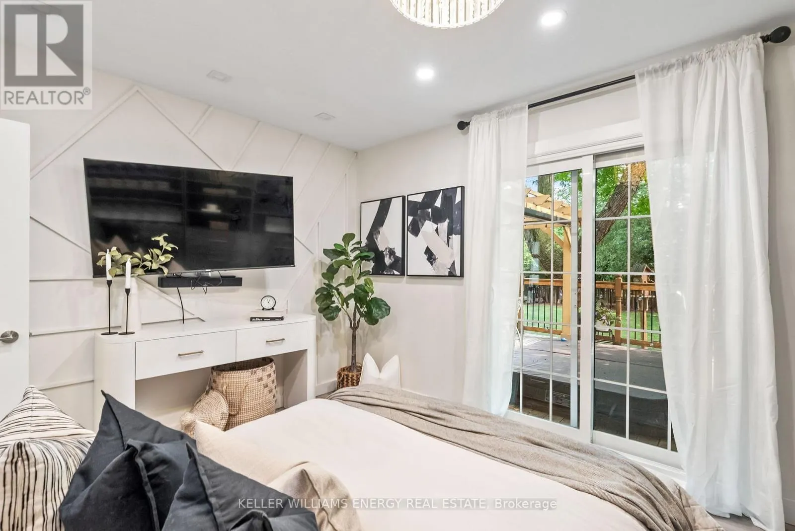 28 ADMIRAL ROAD