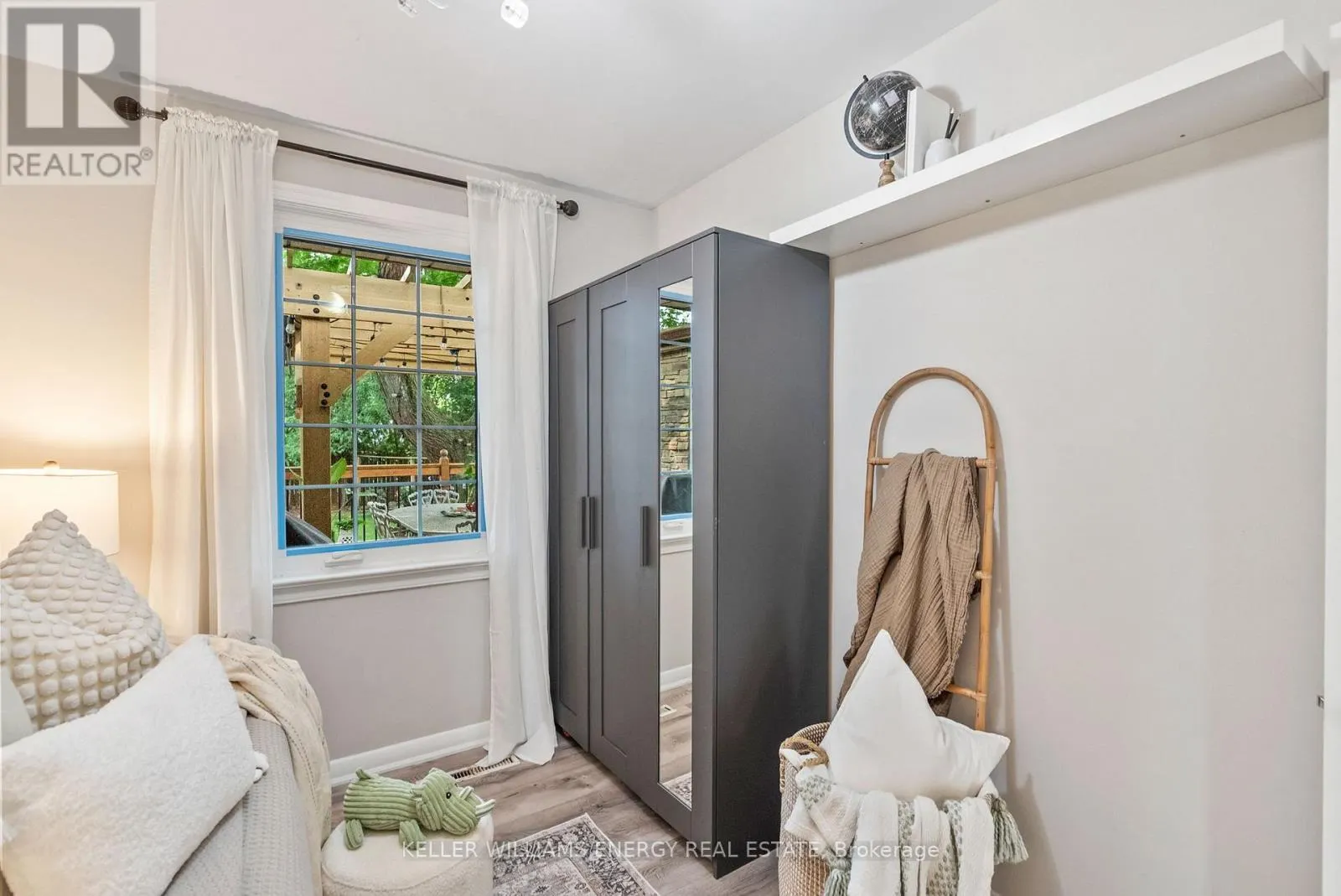 28 ADMIRAL ROAD