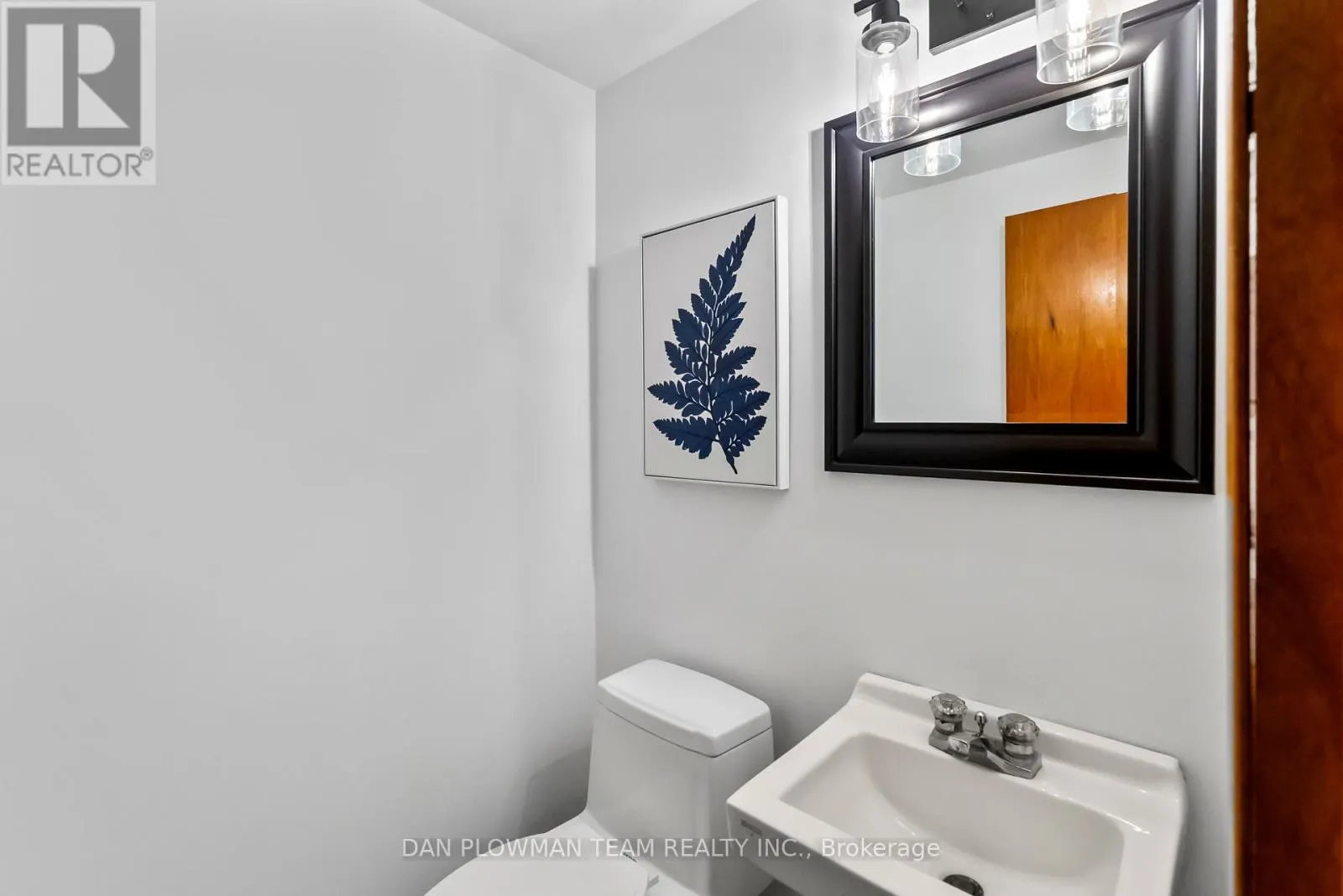 14724 SIMCOE STREET