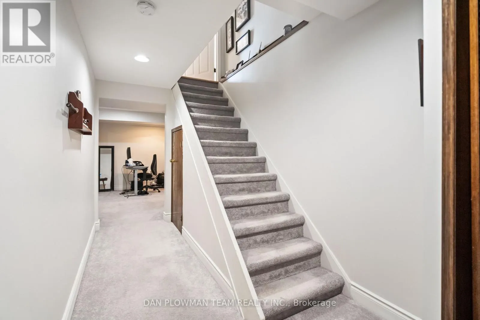 71 BARLEY MILL CRESCENT