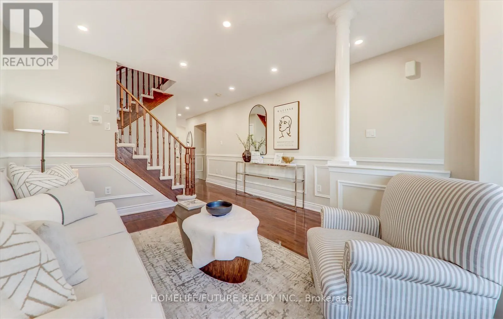 16 BARDEN CRESCENT