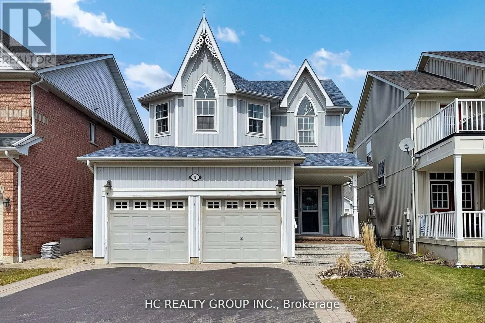 8 BEAUMARIS CRESCENT