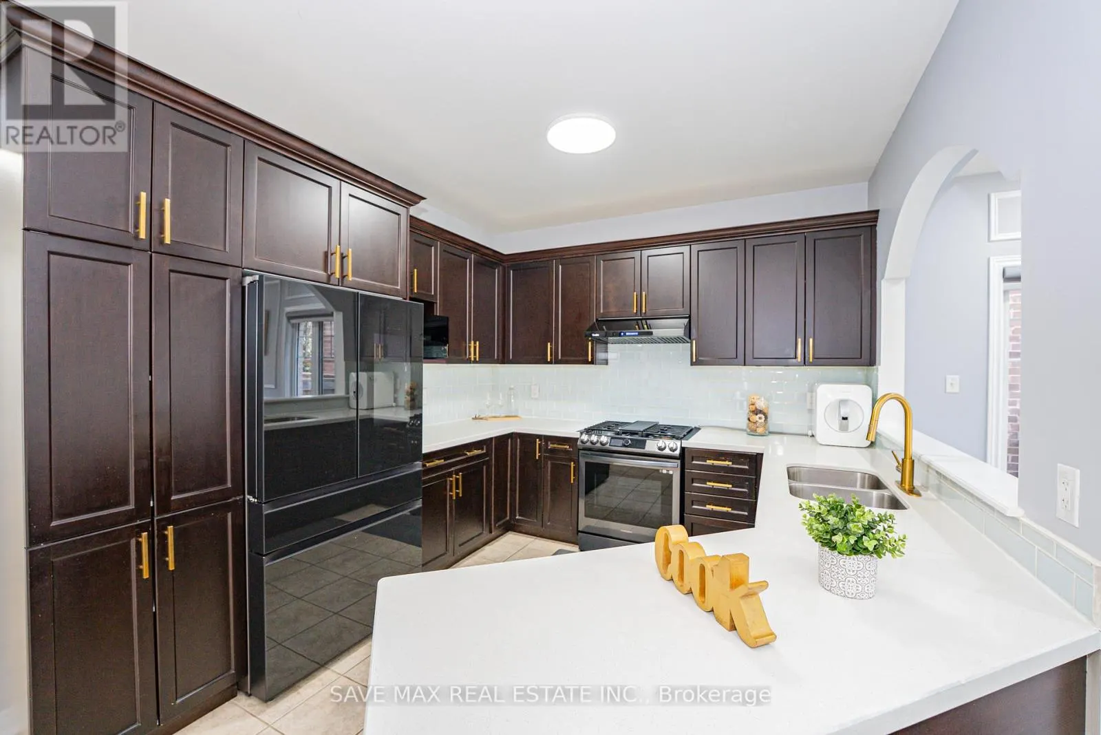 113 SHARPLIN DRIVE