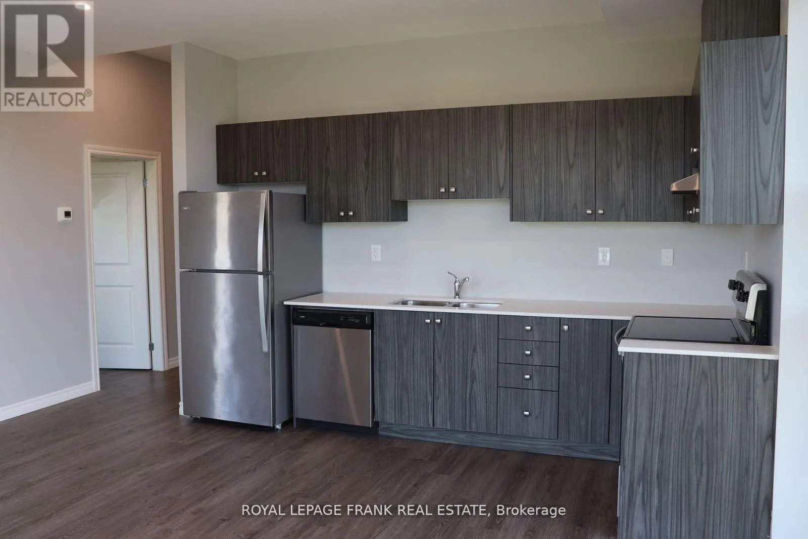 D - 513 DUNDAS STREET E, #D