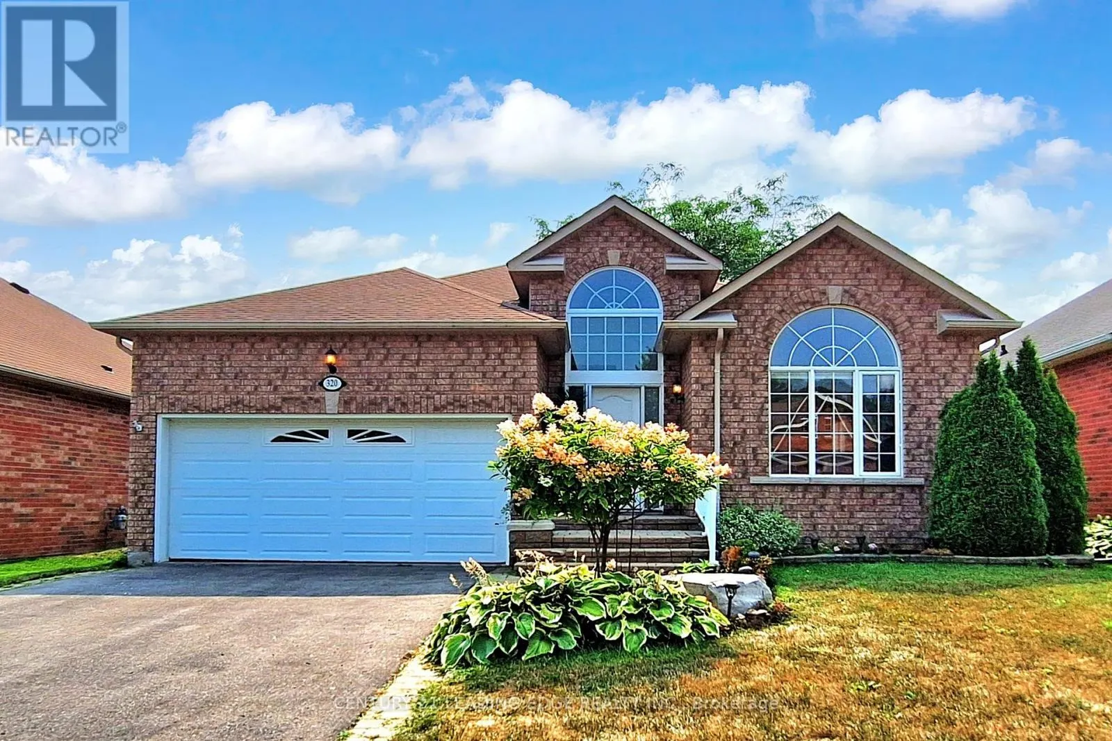 320 WATERBURY CRESCENT