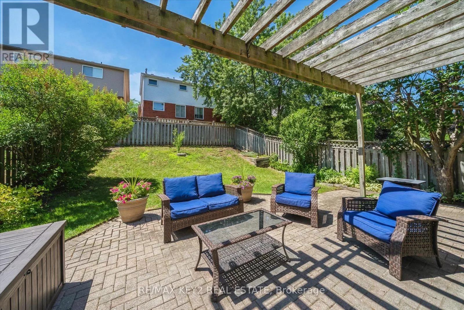 2284 CHAPMAN COURT