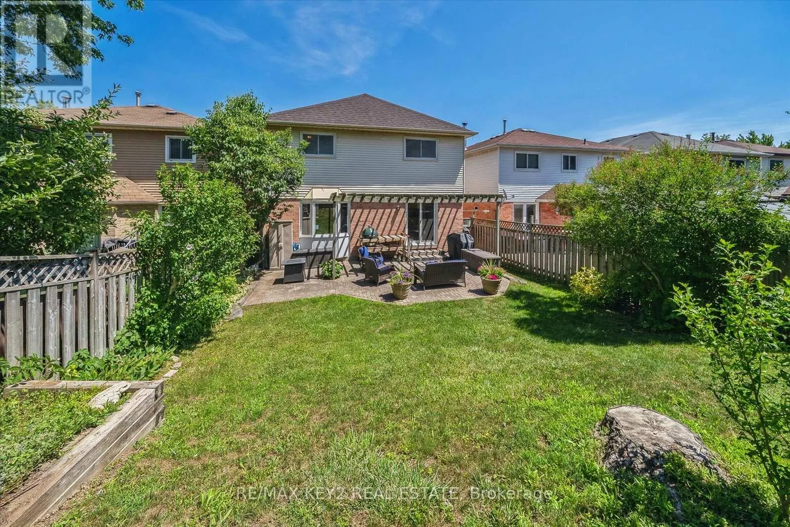 2284 CHAPMAN COURT
