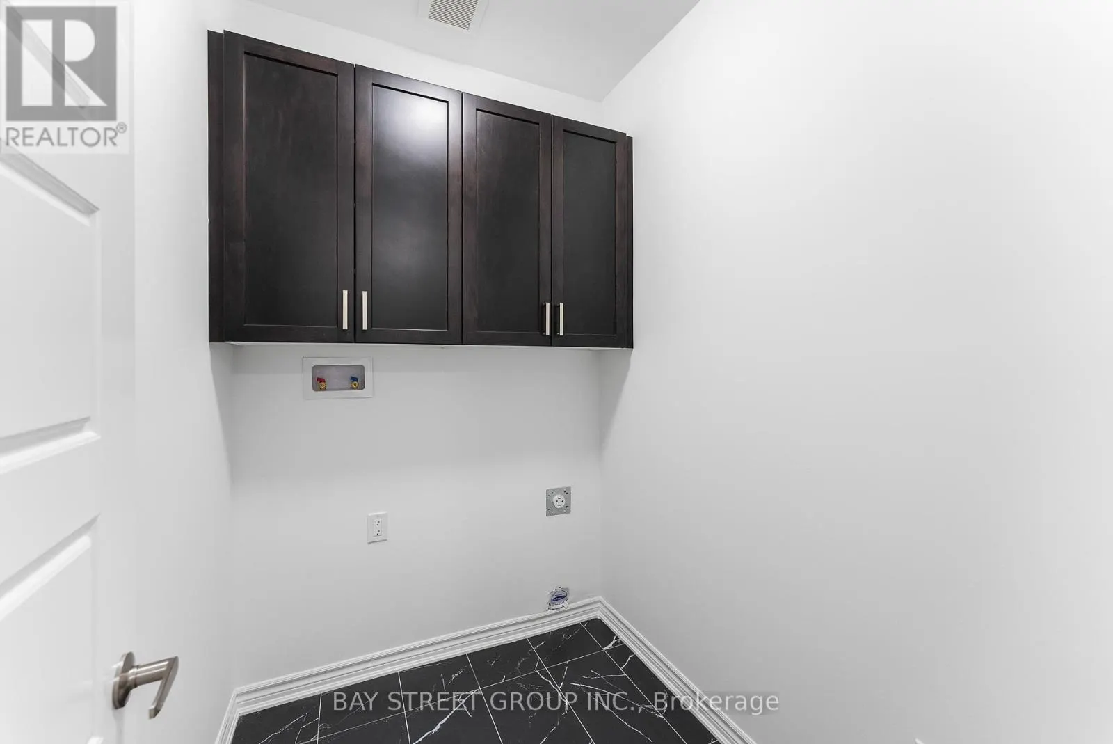 3316 MARCHINGTON SQUARE