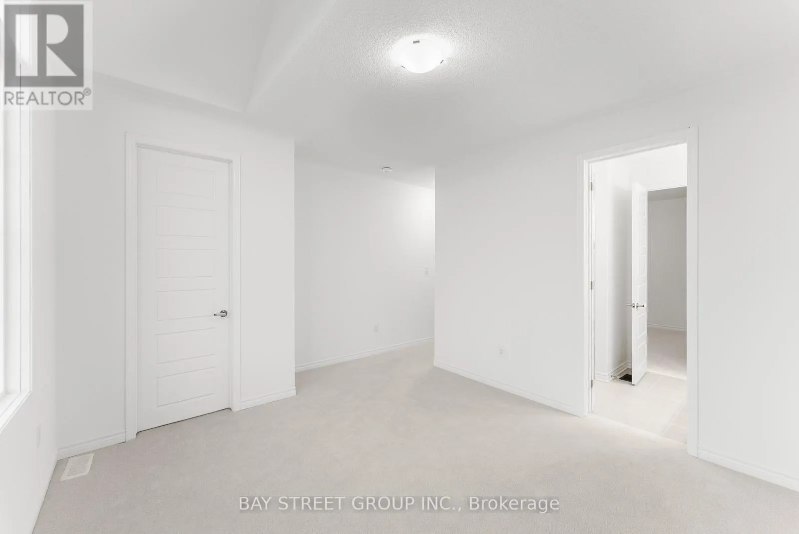 3316 MARCHINGTON SQUARE