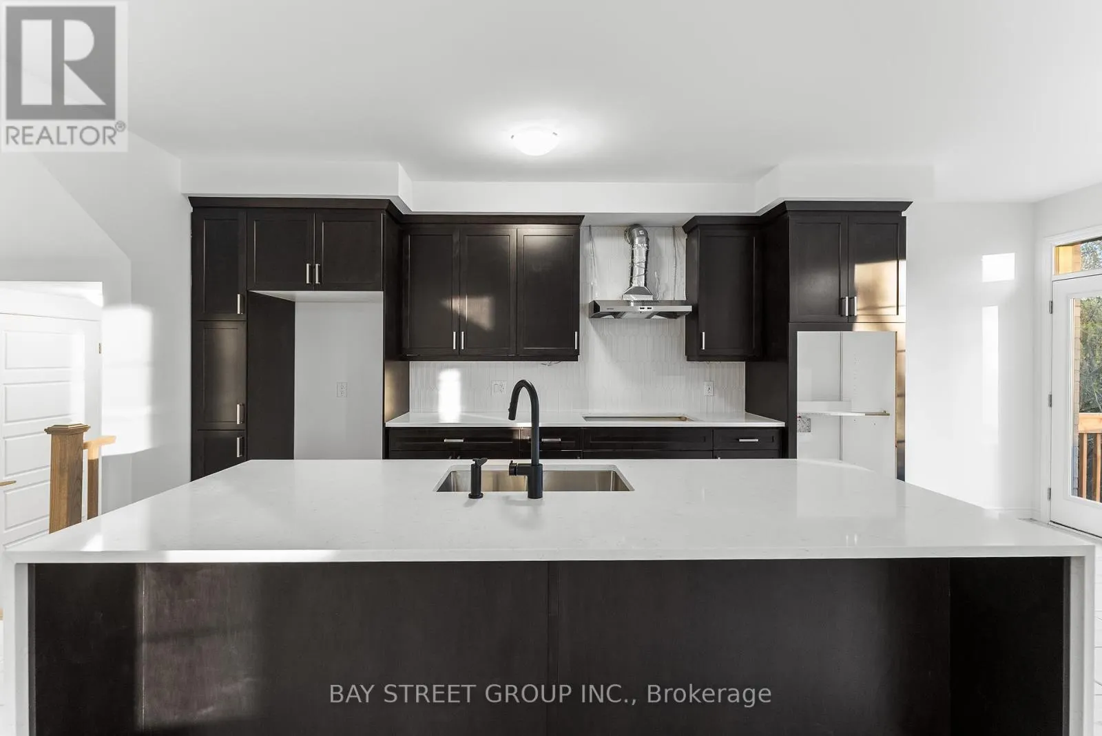 3316 MARCHINGTON SQUARE
