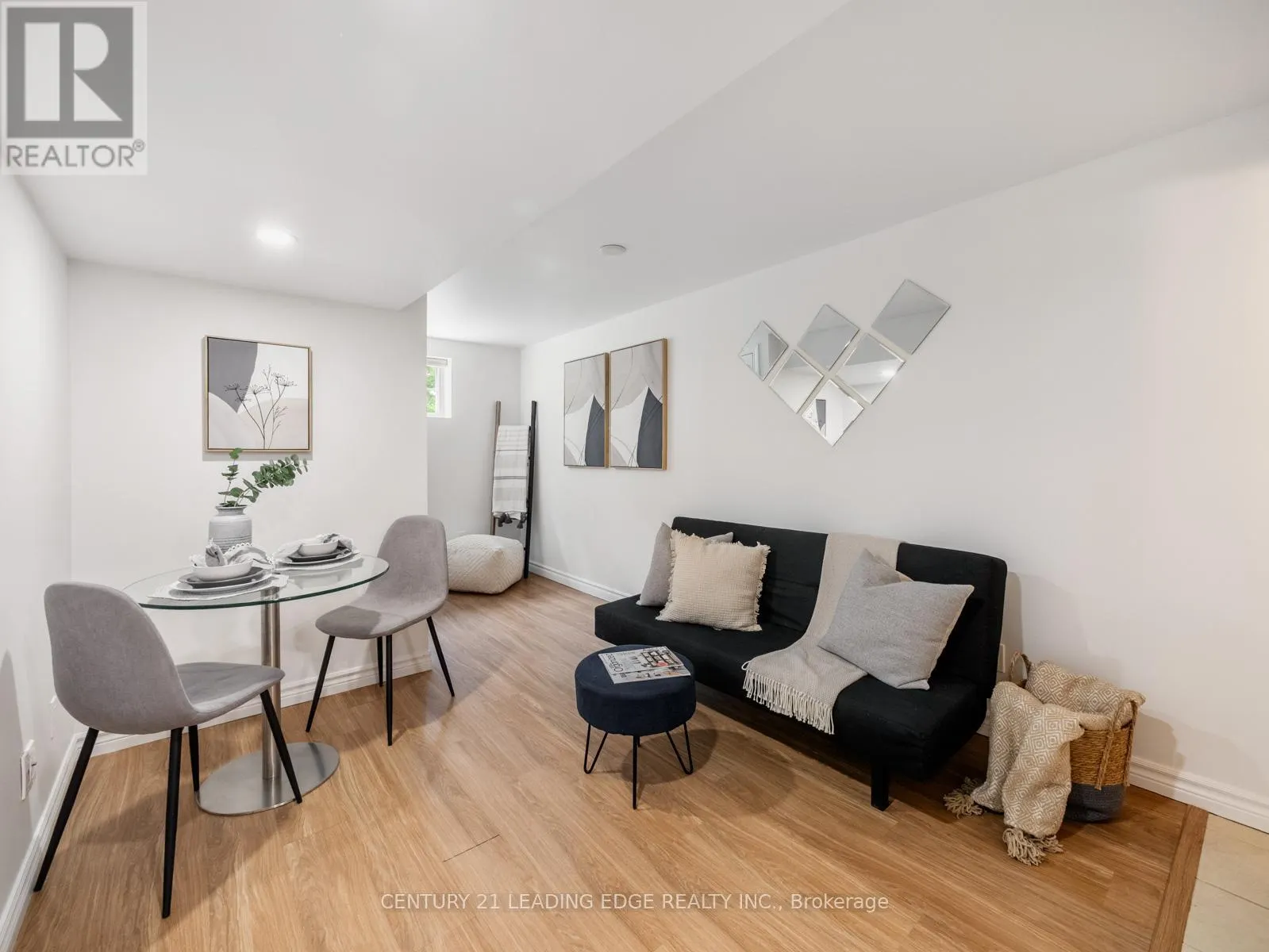 2 DAVENTRY ROAD