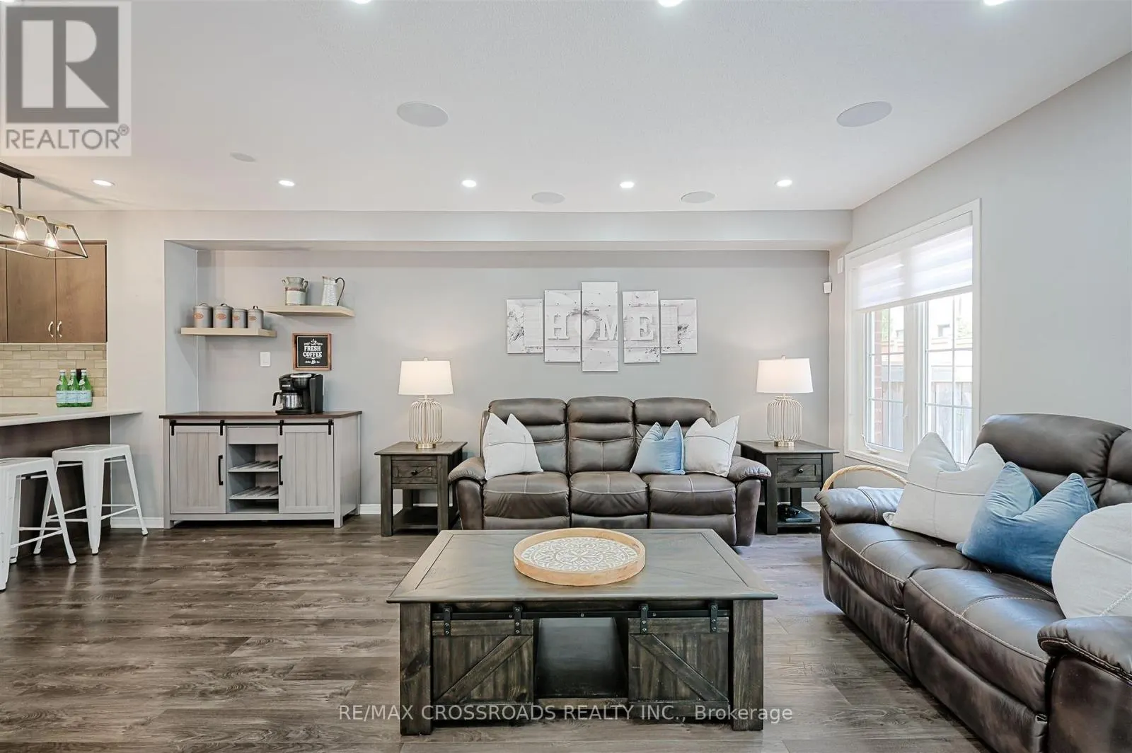 784 MCCUE DRIVE