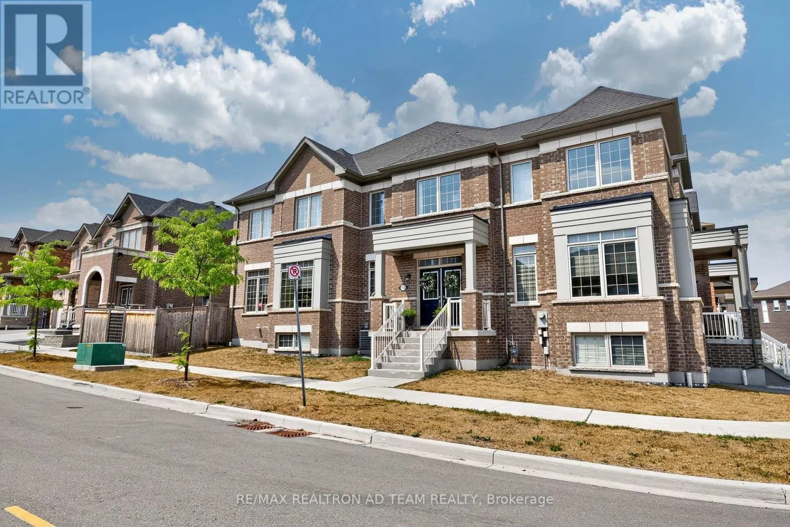 1153 ENCHANTED CRESCENT