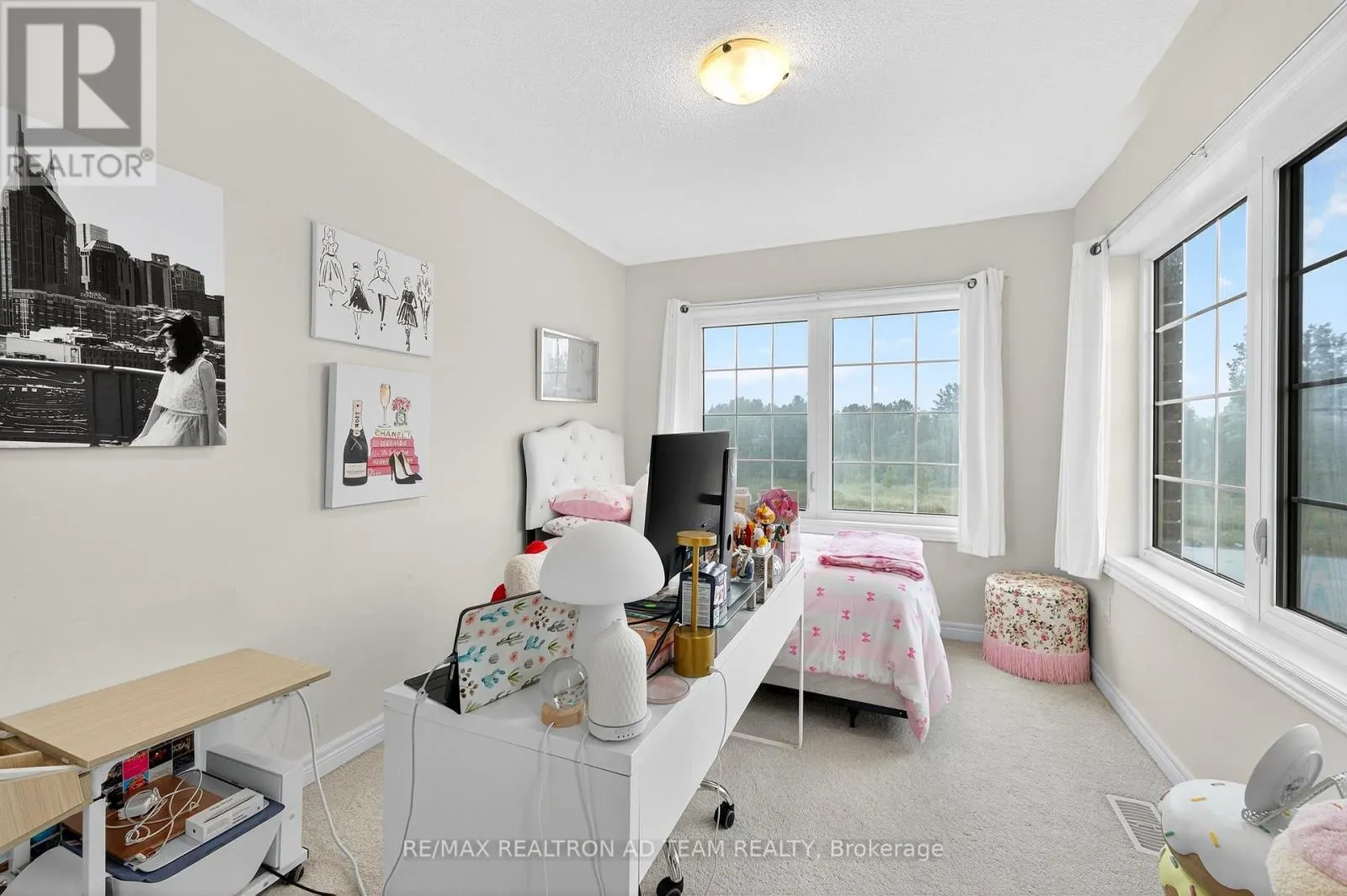 1153 ENCHANTED CRESCENT