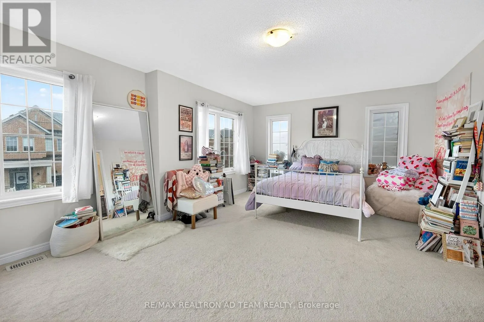 1153 ENCHANTED CRESCENT