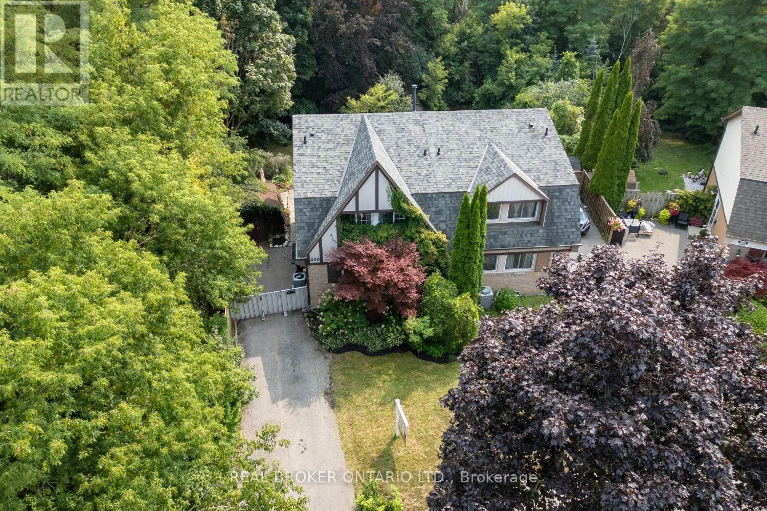 400 WICKHAM COURT