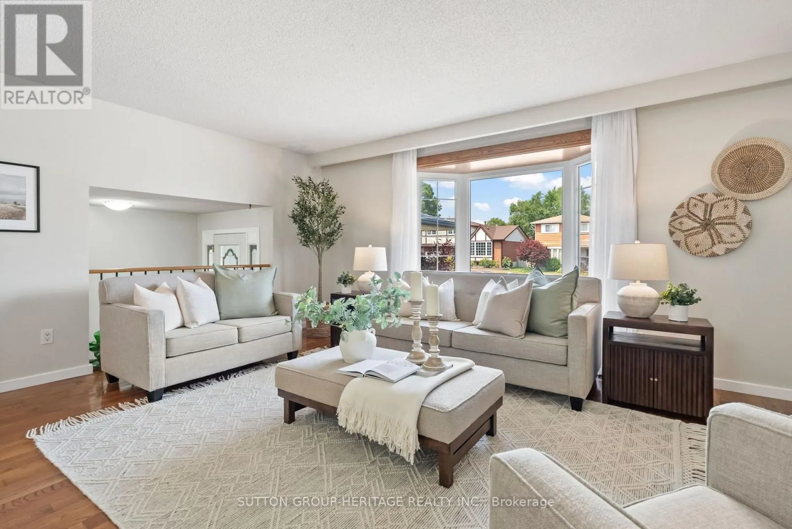 25 CARRUTHERS DRIVE
