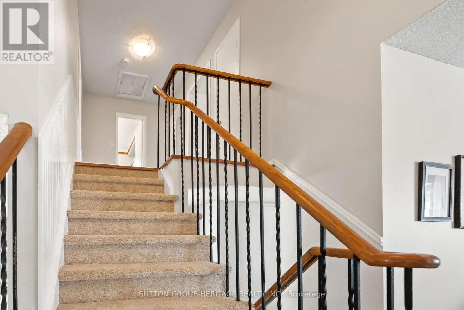 25 CARRUTHERS DRIVE