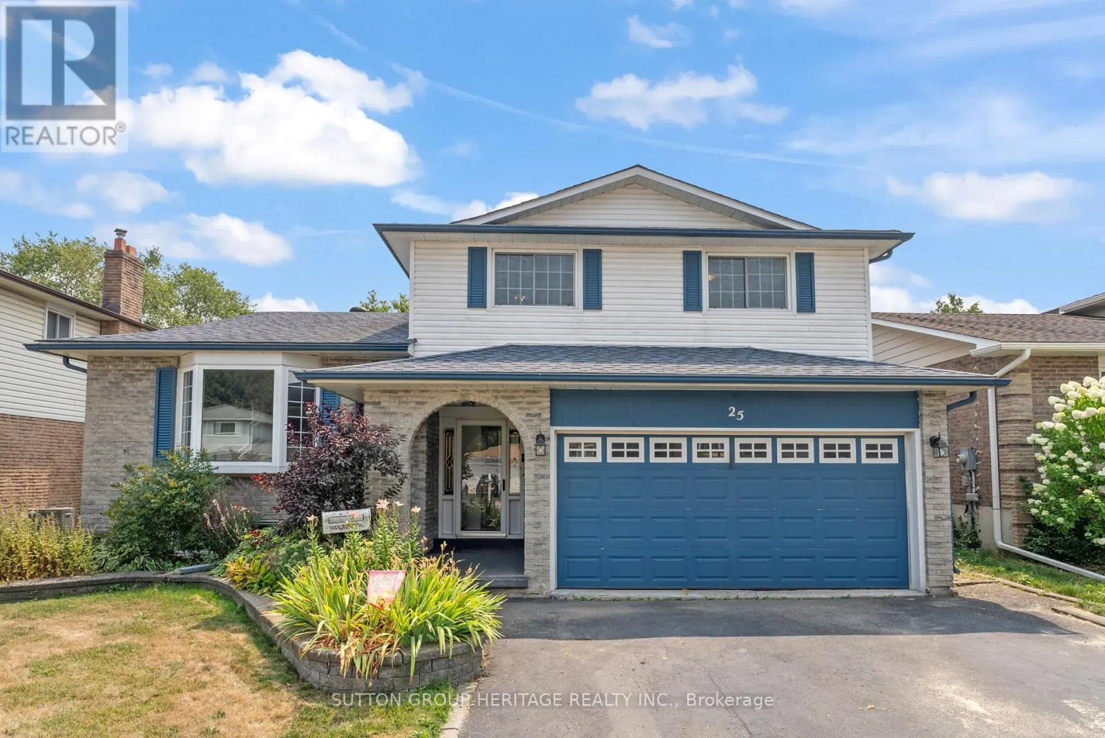 25 CARRUTHERS DRIVE