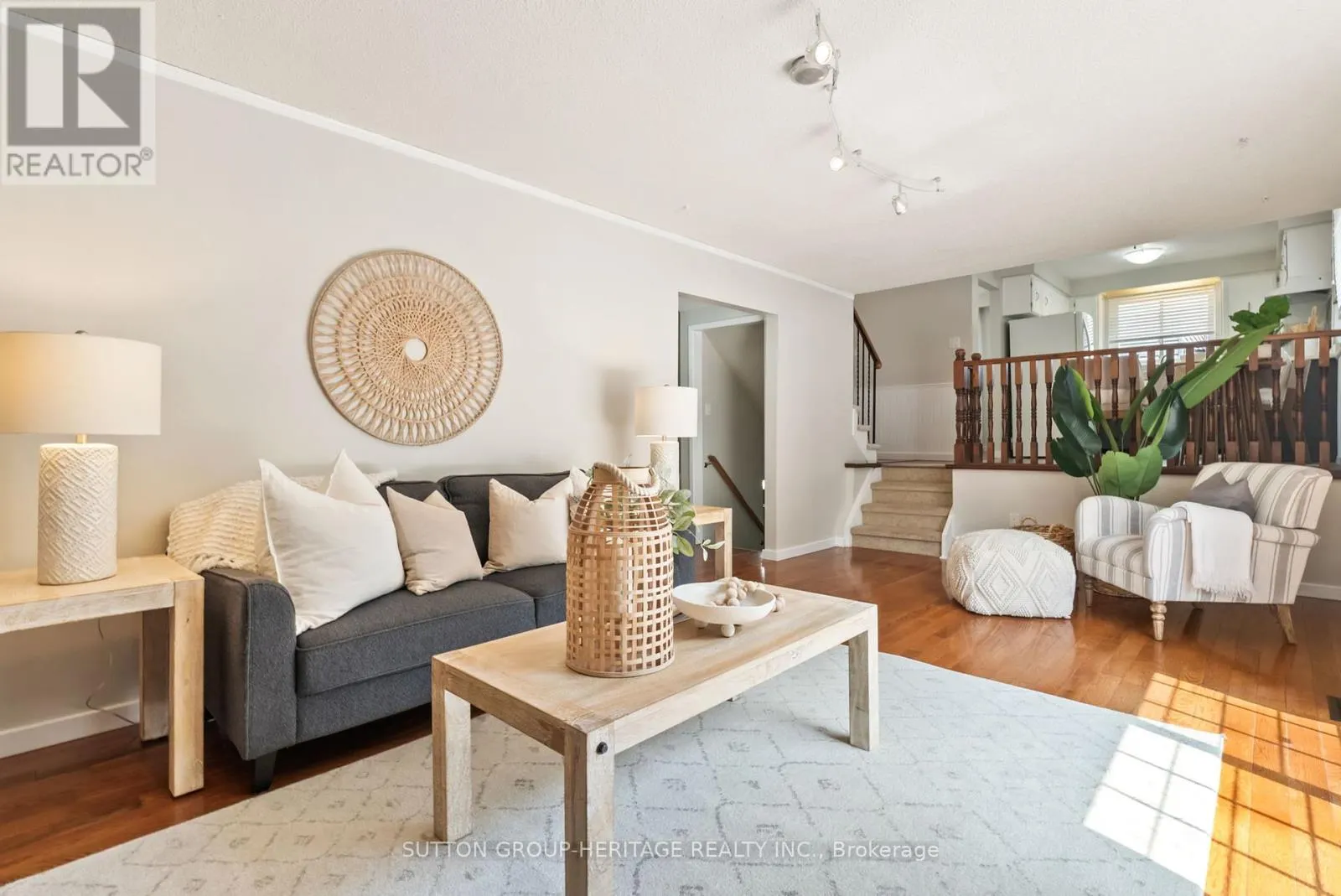 25 CARRUTHERS DRIVE