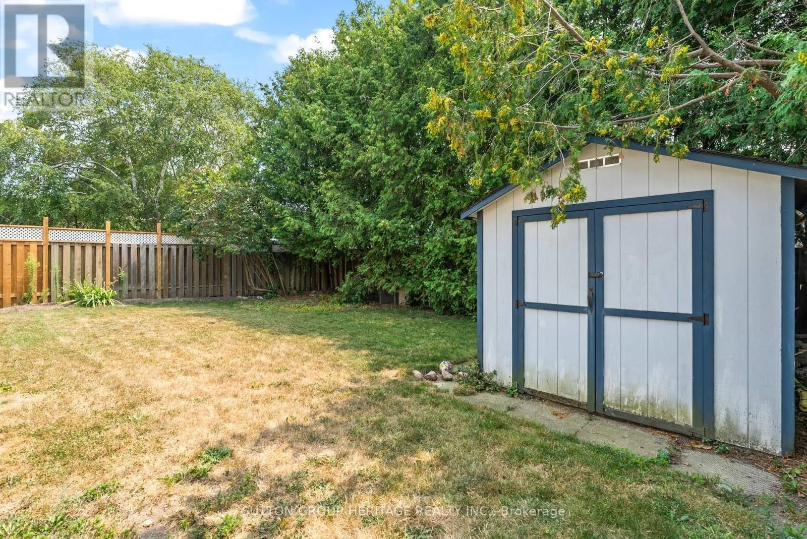 25 CARRUTHERS DRIVE