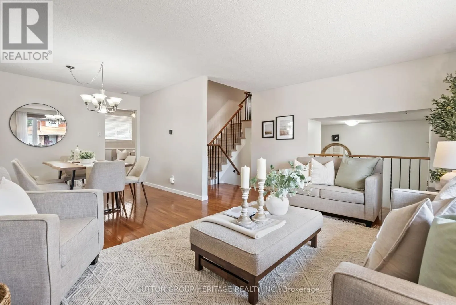 25 CARRUTHERS DRIVE