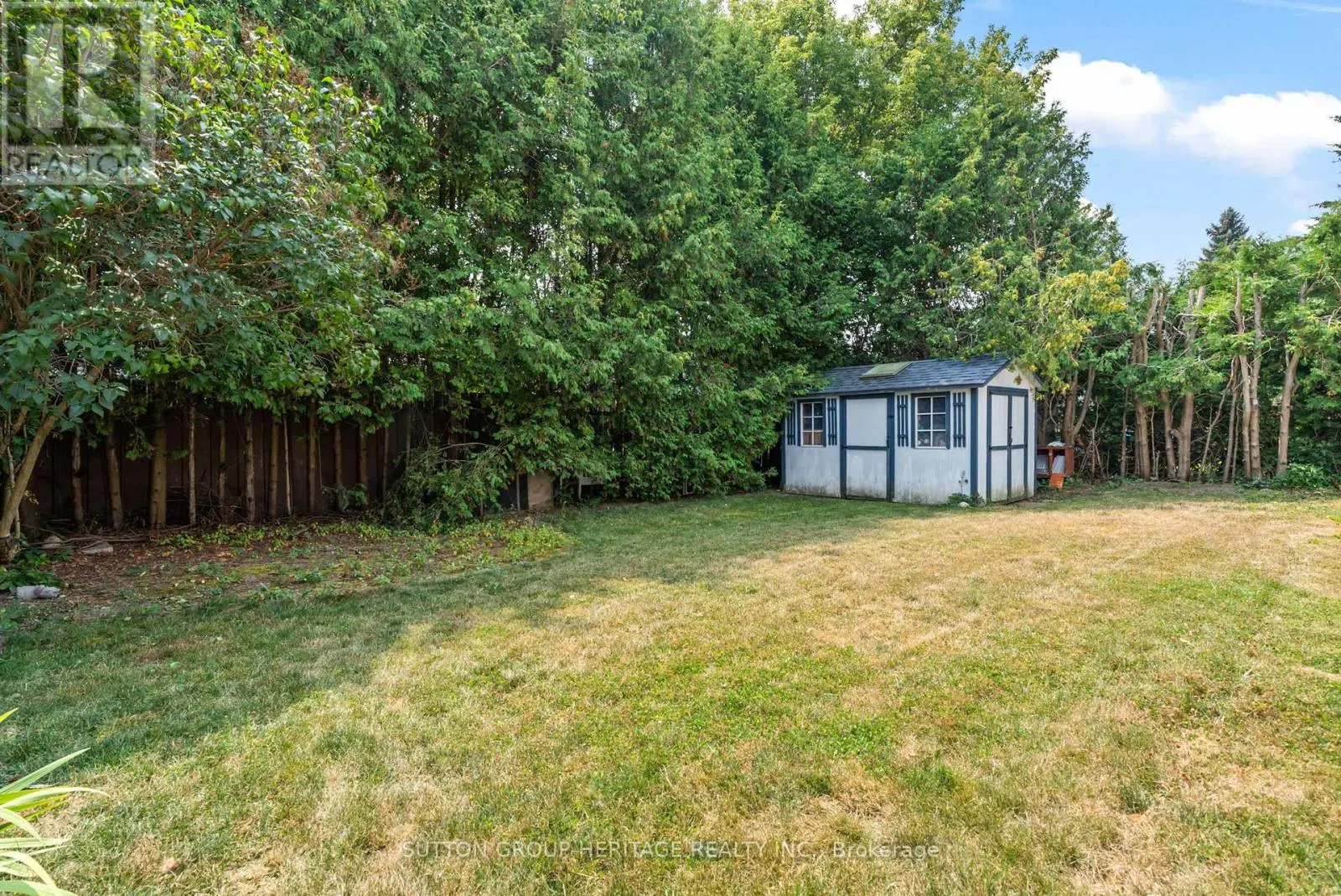 25 CARRUTHERS DRIVE