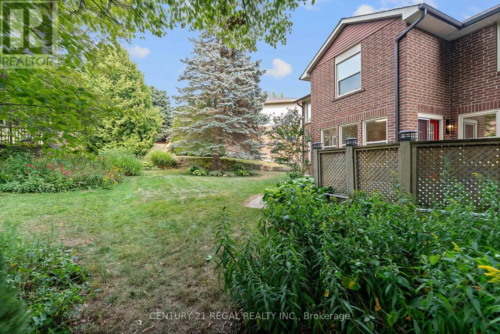 61 BROADBRIDGE DRIVE