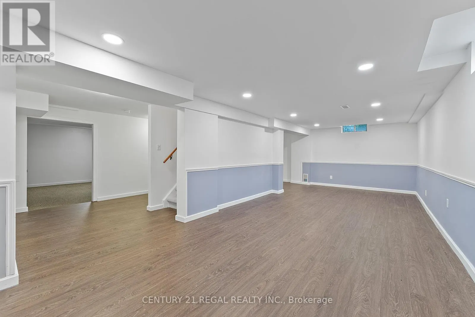 61 BROADBRIDGE DRIVE