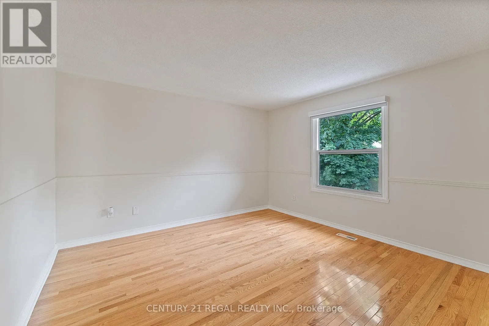 61 BROADBRIDGE DRIVE