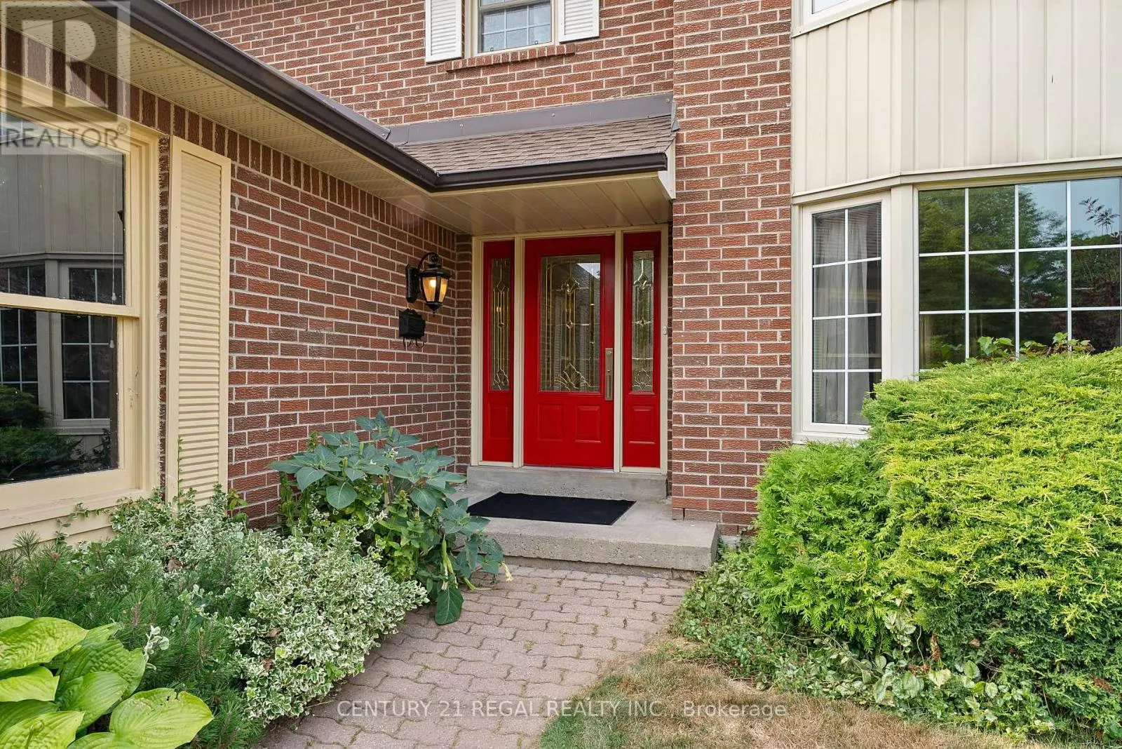 61 BROADBRIDGE DRIVE