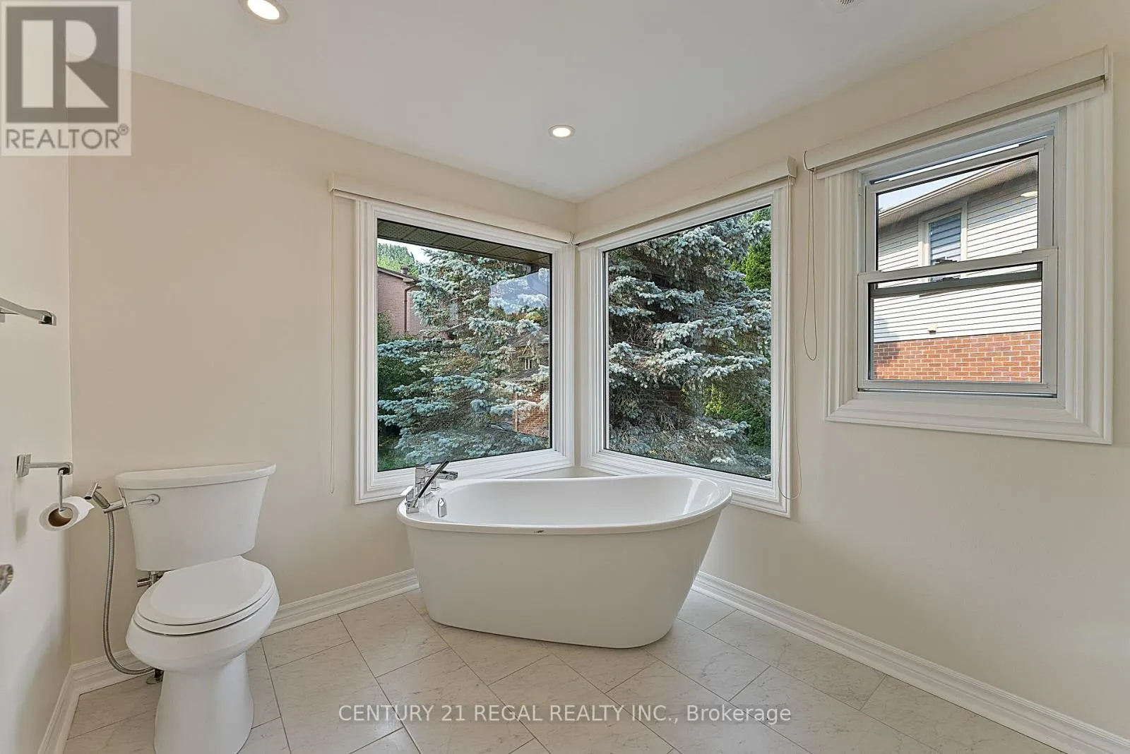 61 BROADBRIDGE DRIVE