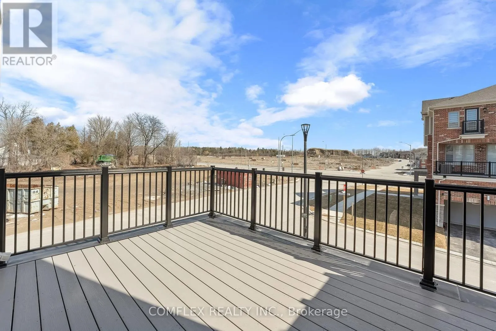 2832 TIPPETT MEWS