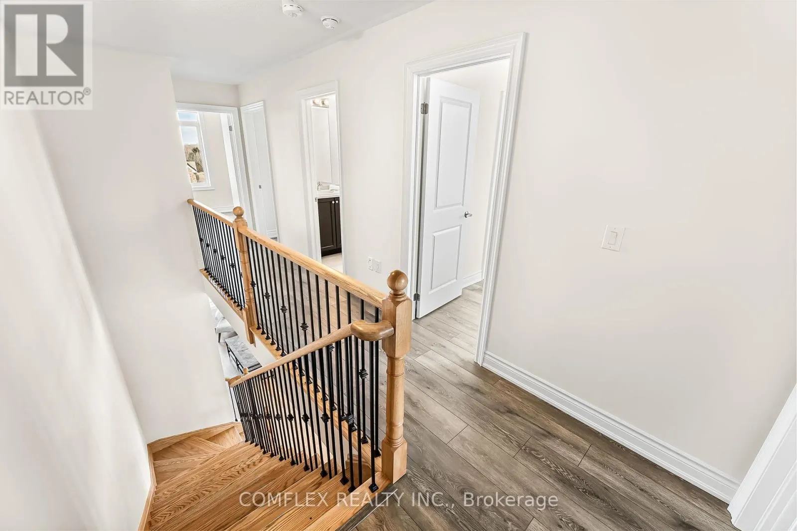 2832 TIPPETT MEWS