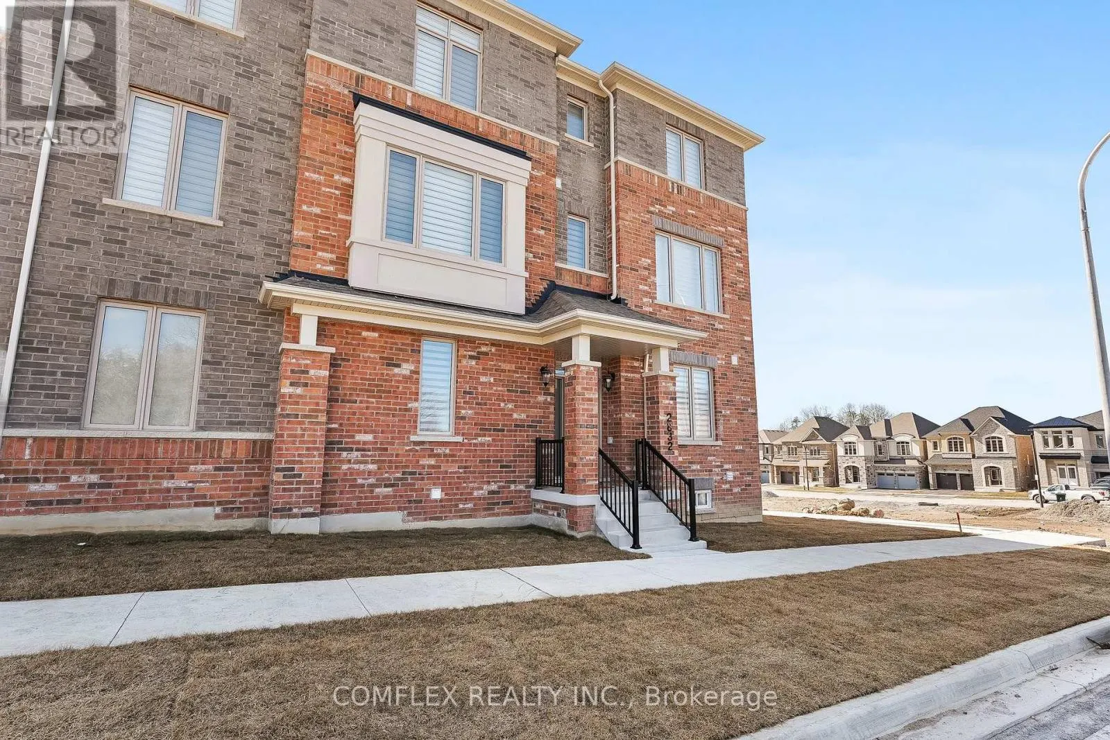 2832 TIPPETT MEWS