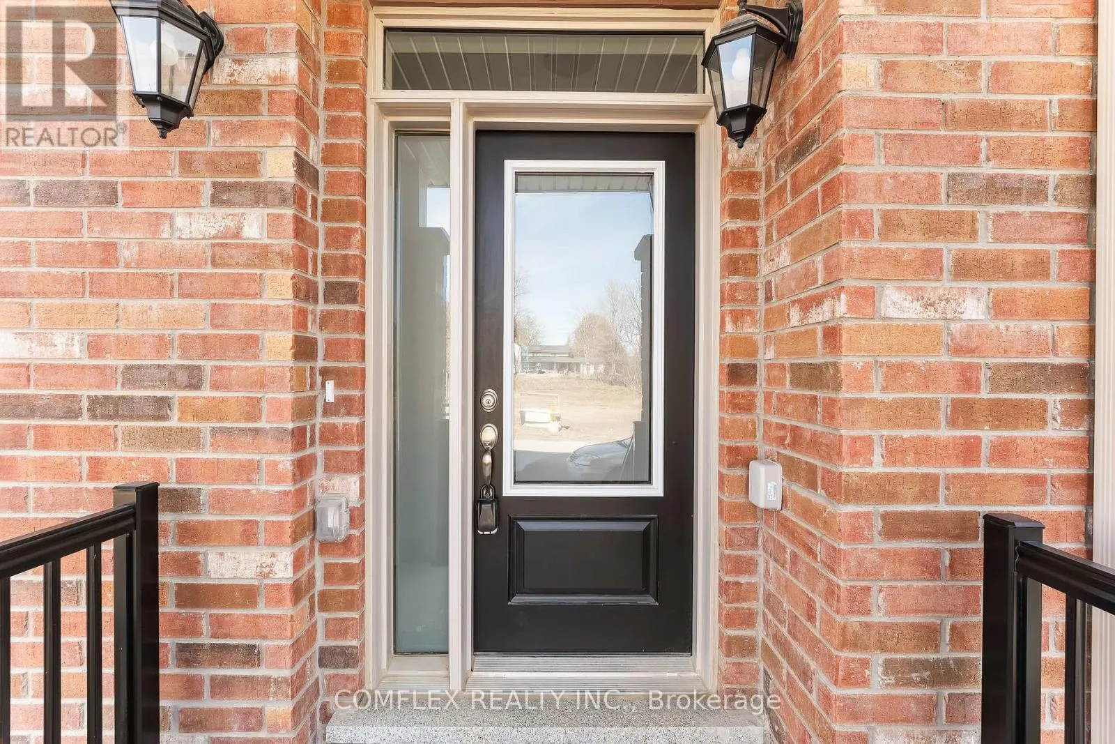 2832 TIPPETT MEWS
