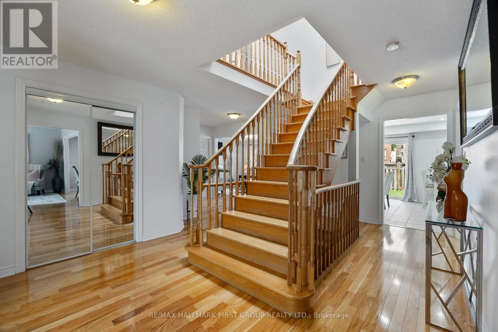 19 BALLGROVE CRESCENT