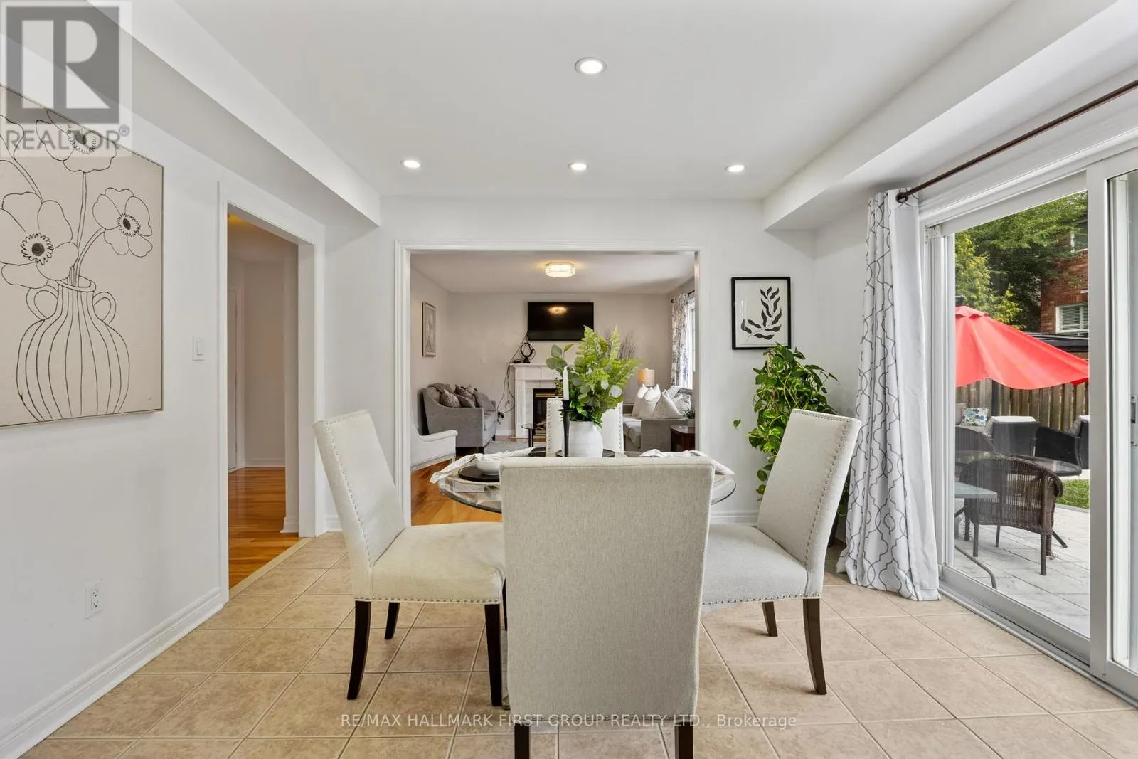 19 BALLGROVE CRESCENT