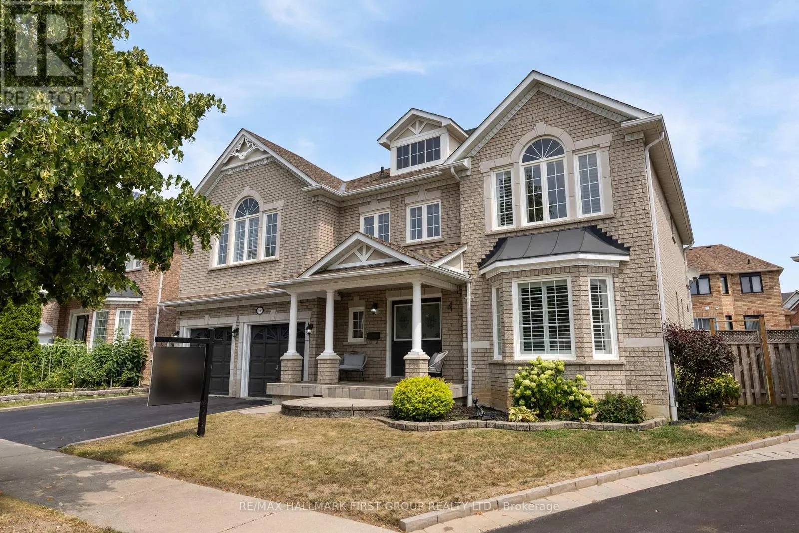 19 BALLGROVE CRESCENT