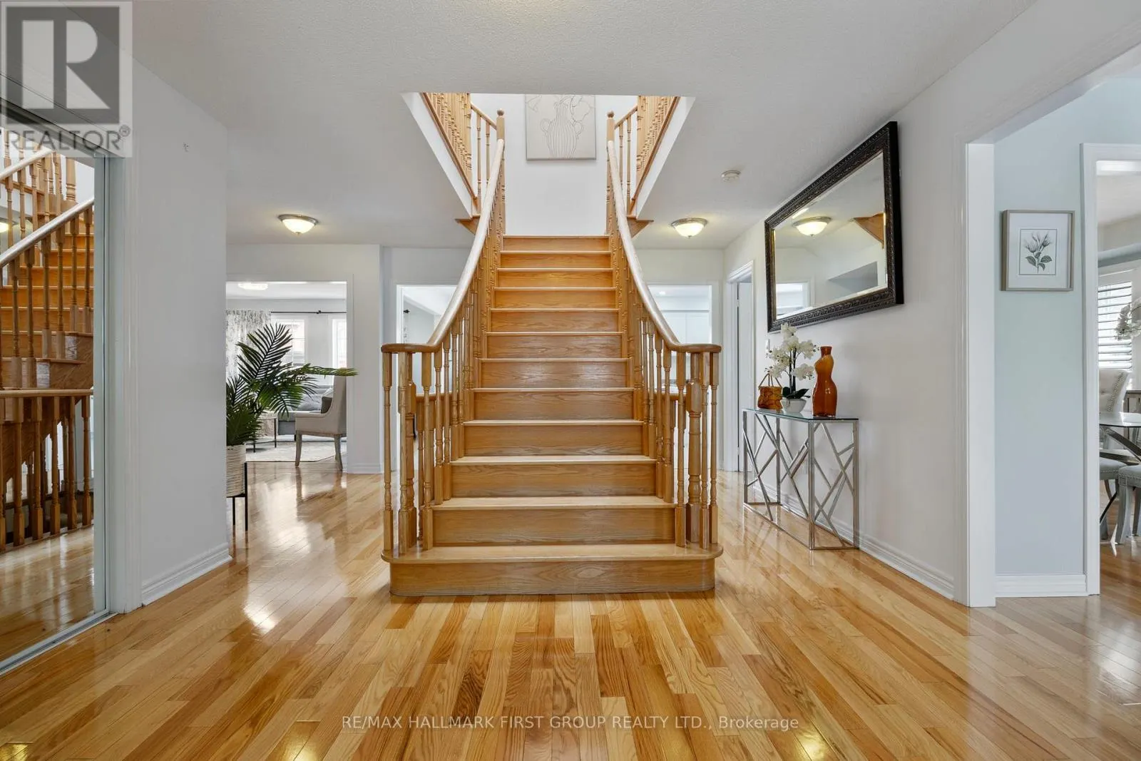 19 BALLGROVE CRESCENT