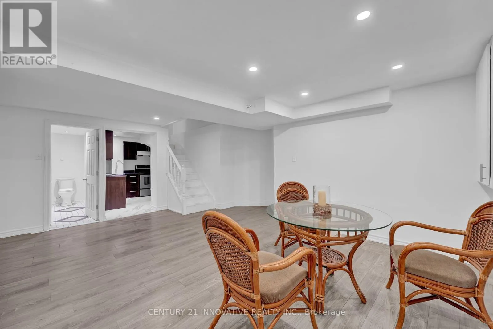 10 BLAKE COURT