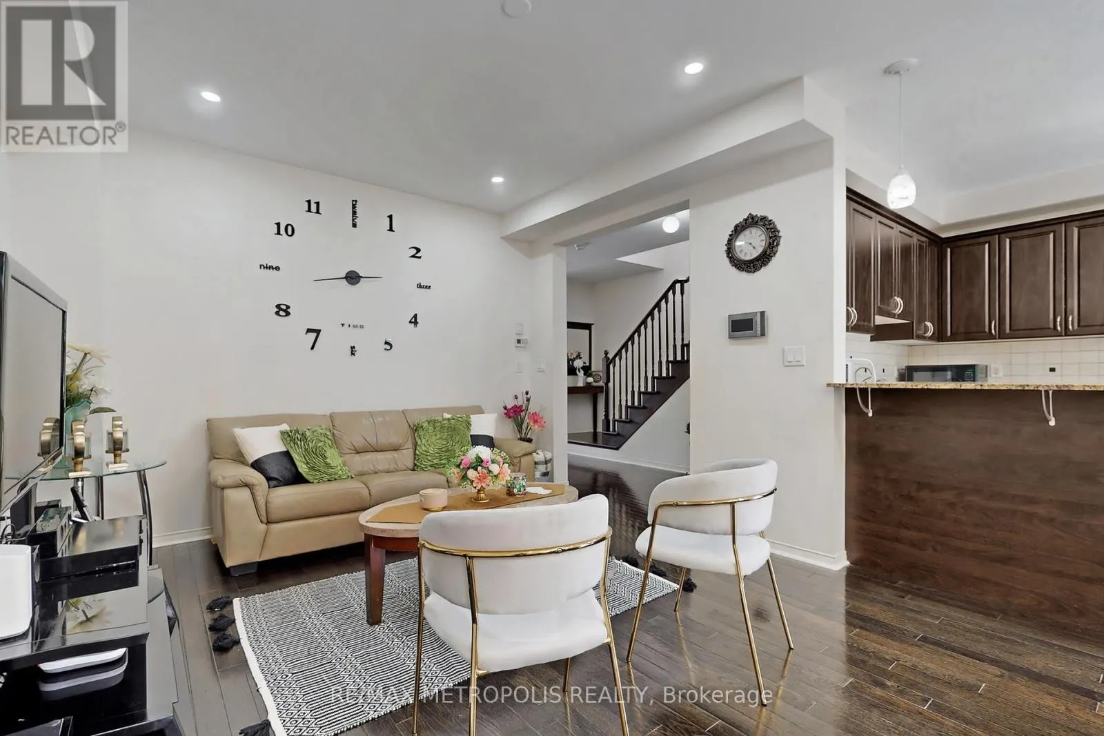 178 ANGUS DRIVE