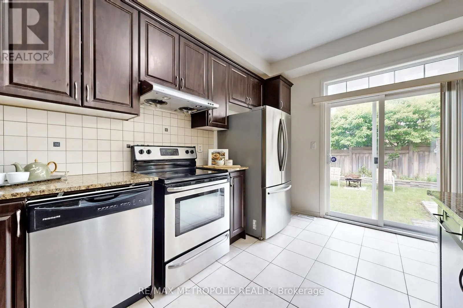 178 ANGUS DRIVE