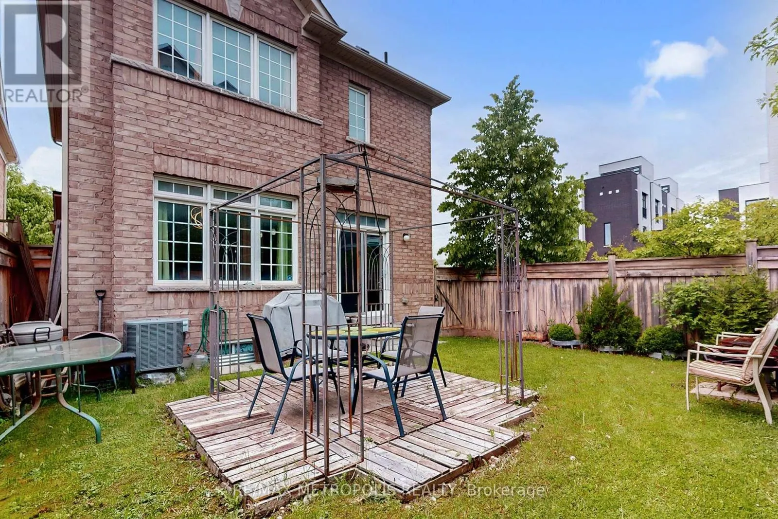 178 ANGUS DRIVE