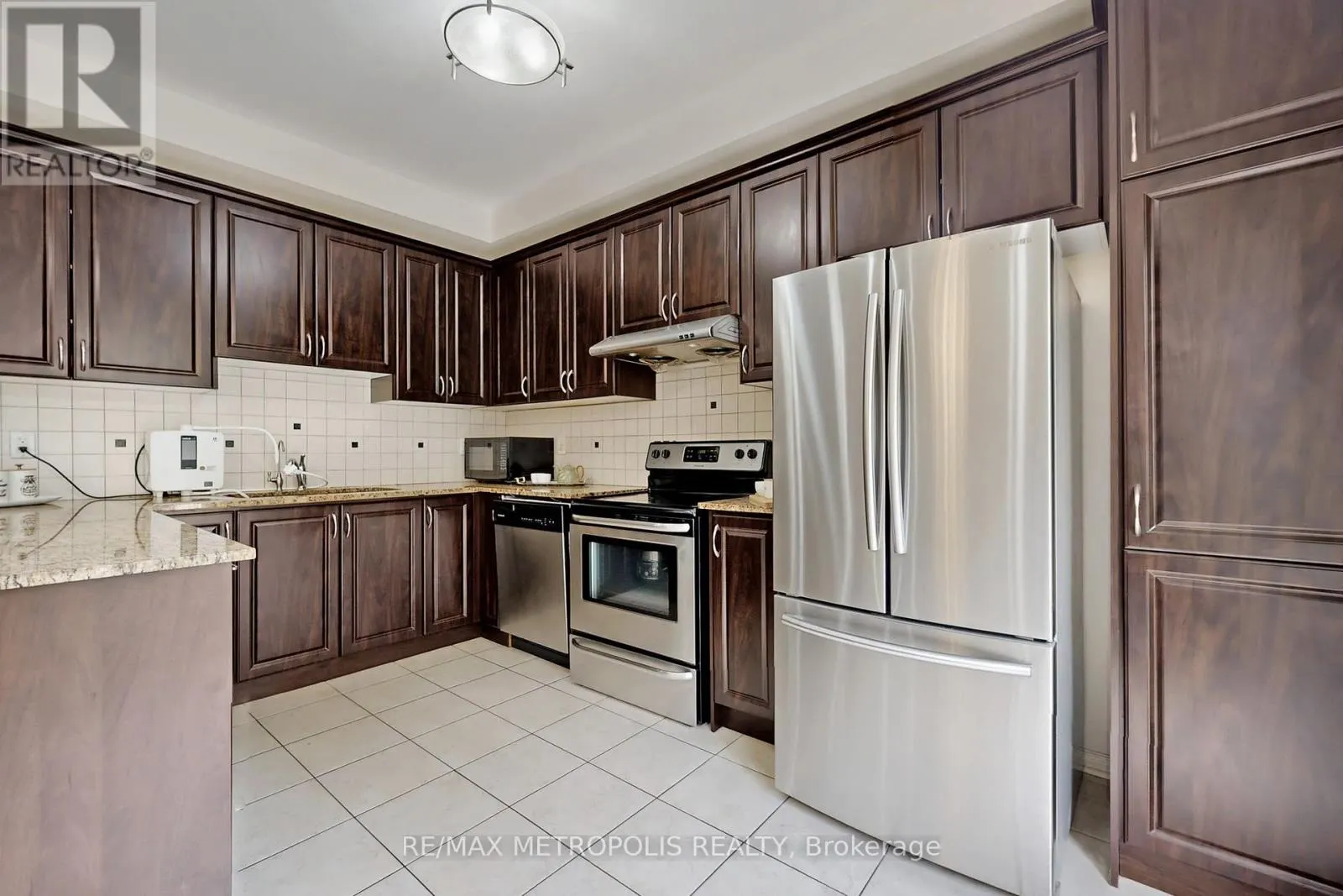178 ANGUS DRIVE