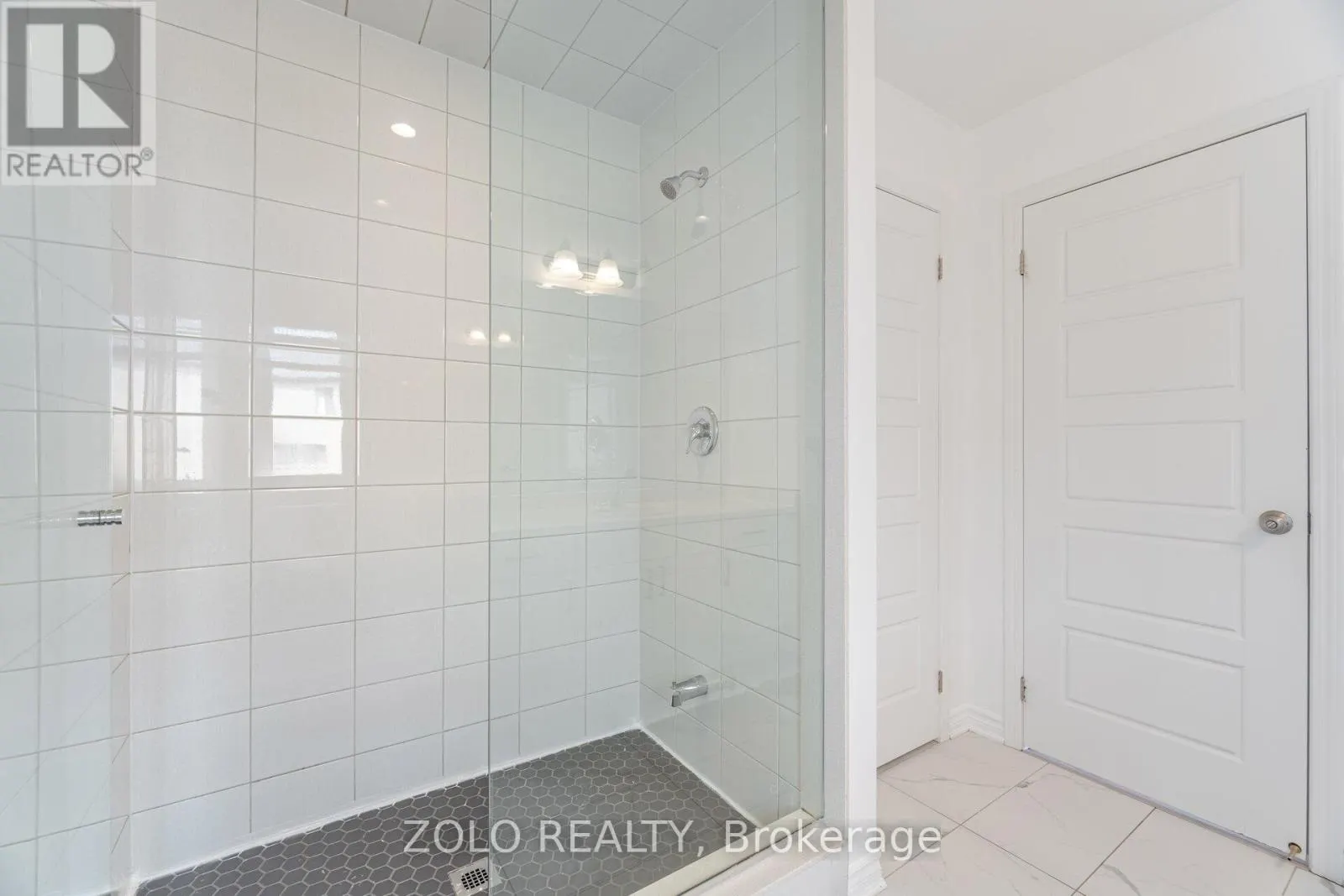 1402 STILLMEADOW LANE