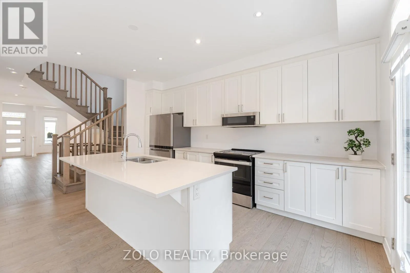 1402 STILLMEADOW LANE