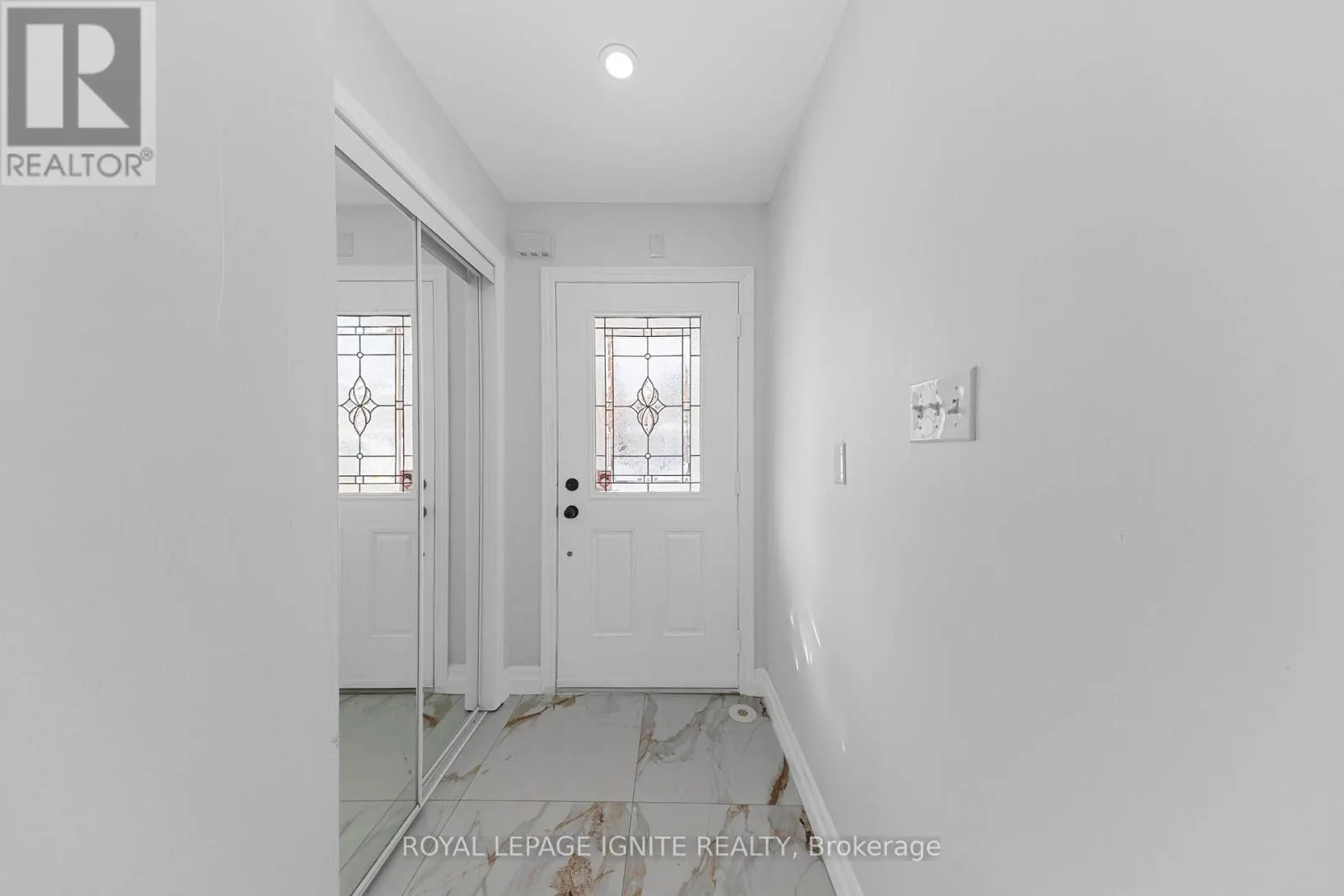 5 GOULDEN CRESCENT