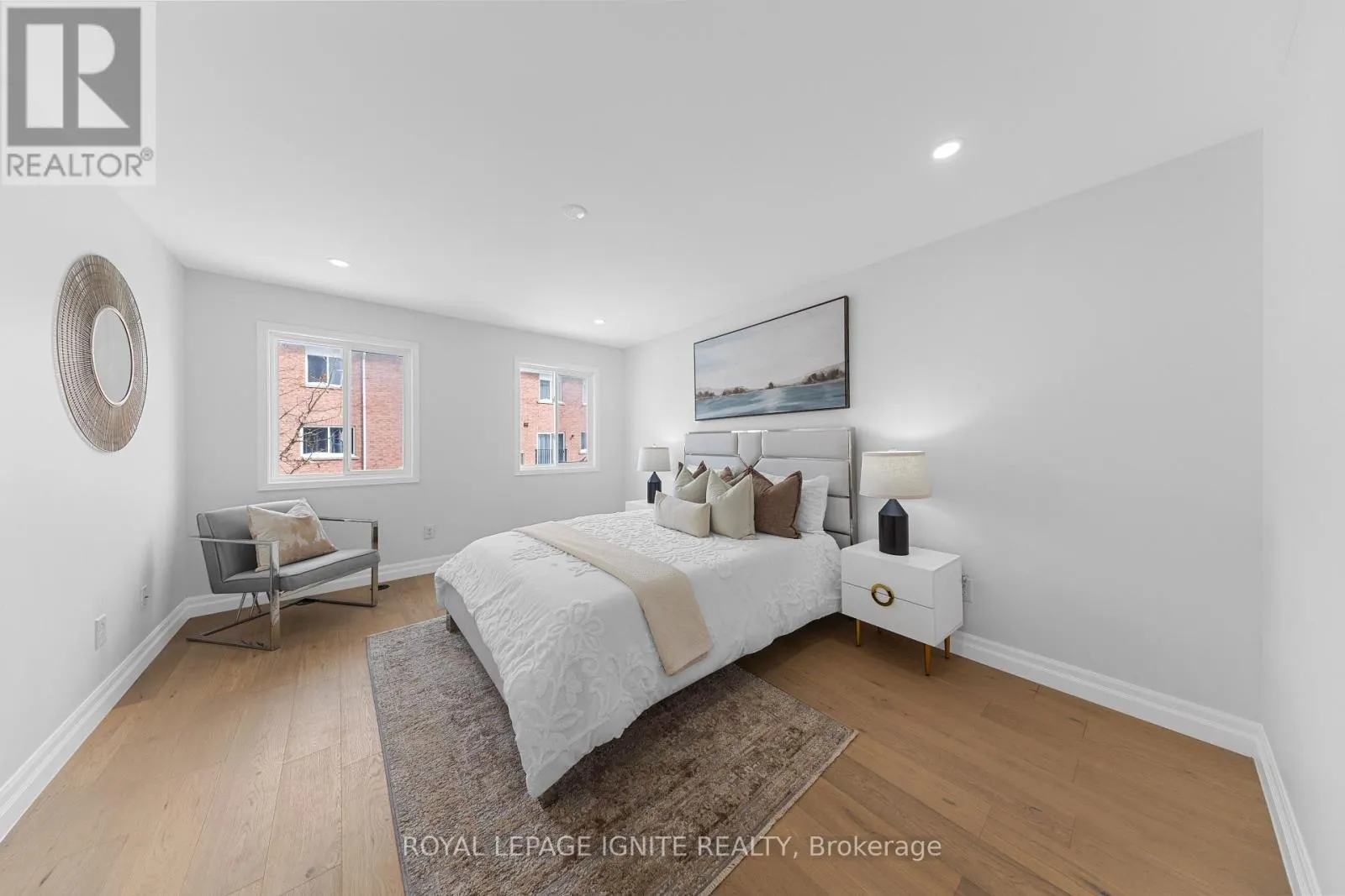 5 GOULDEN CRESCENT